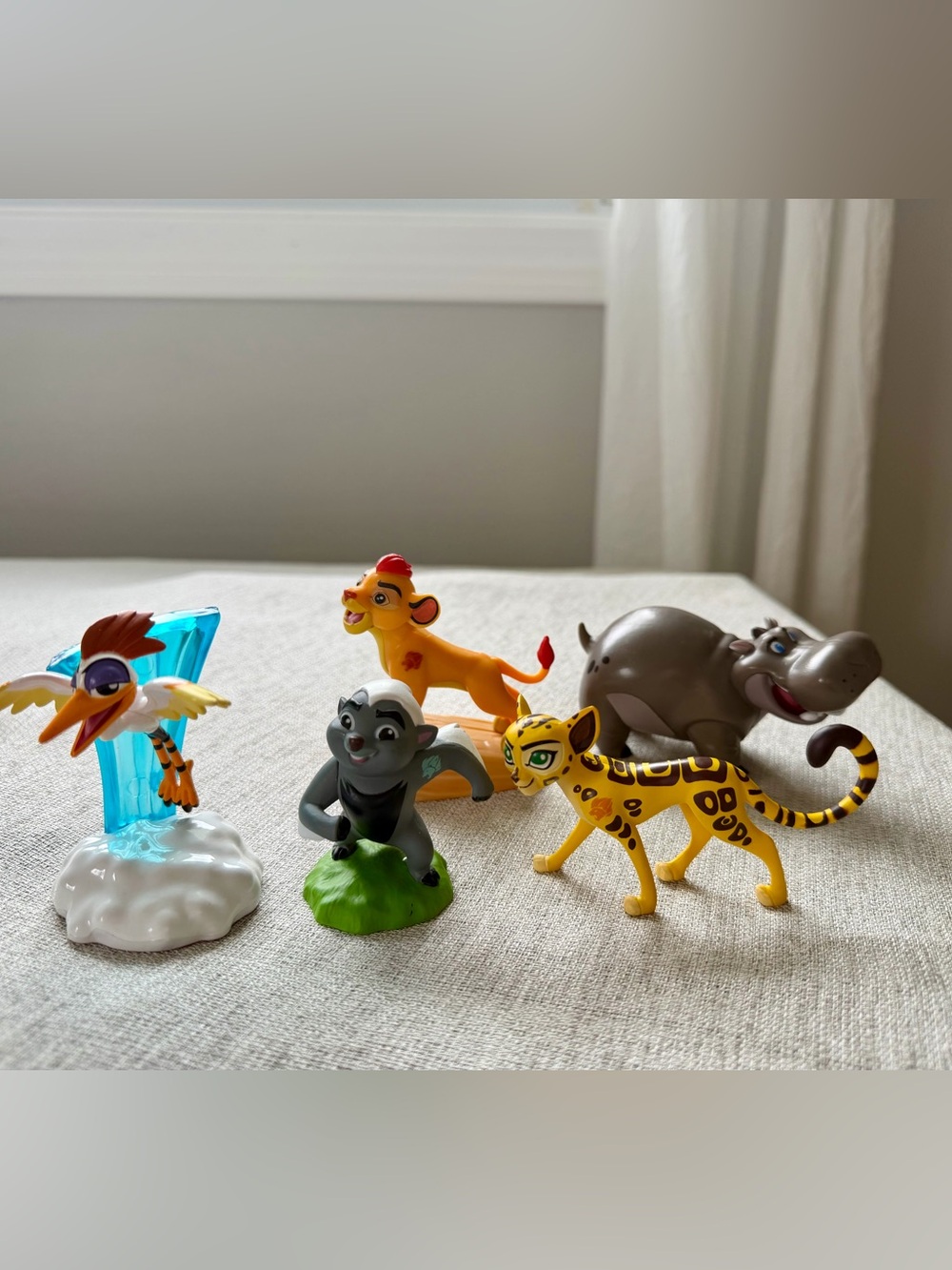 Disney Lion Guard Mini Figure Set - Fuli, Beshte, Ono, Bunga, Kion
